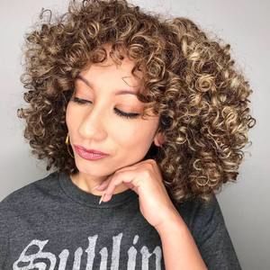 Meet your Posher, Marisela